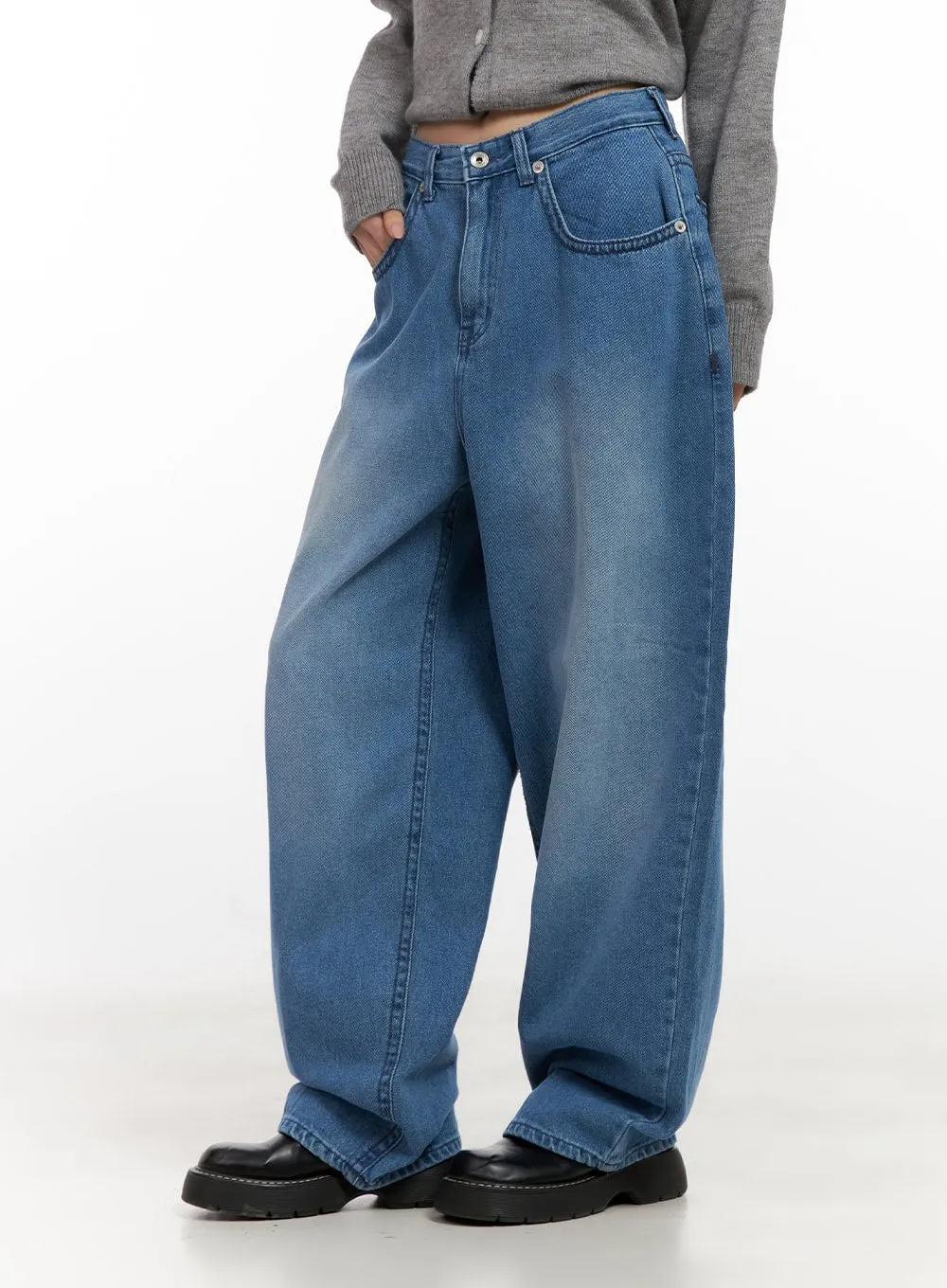 Charlie Stitched Baggy Jeans CN416