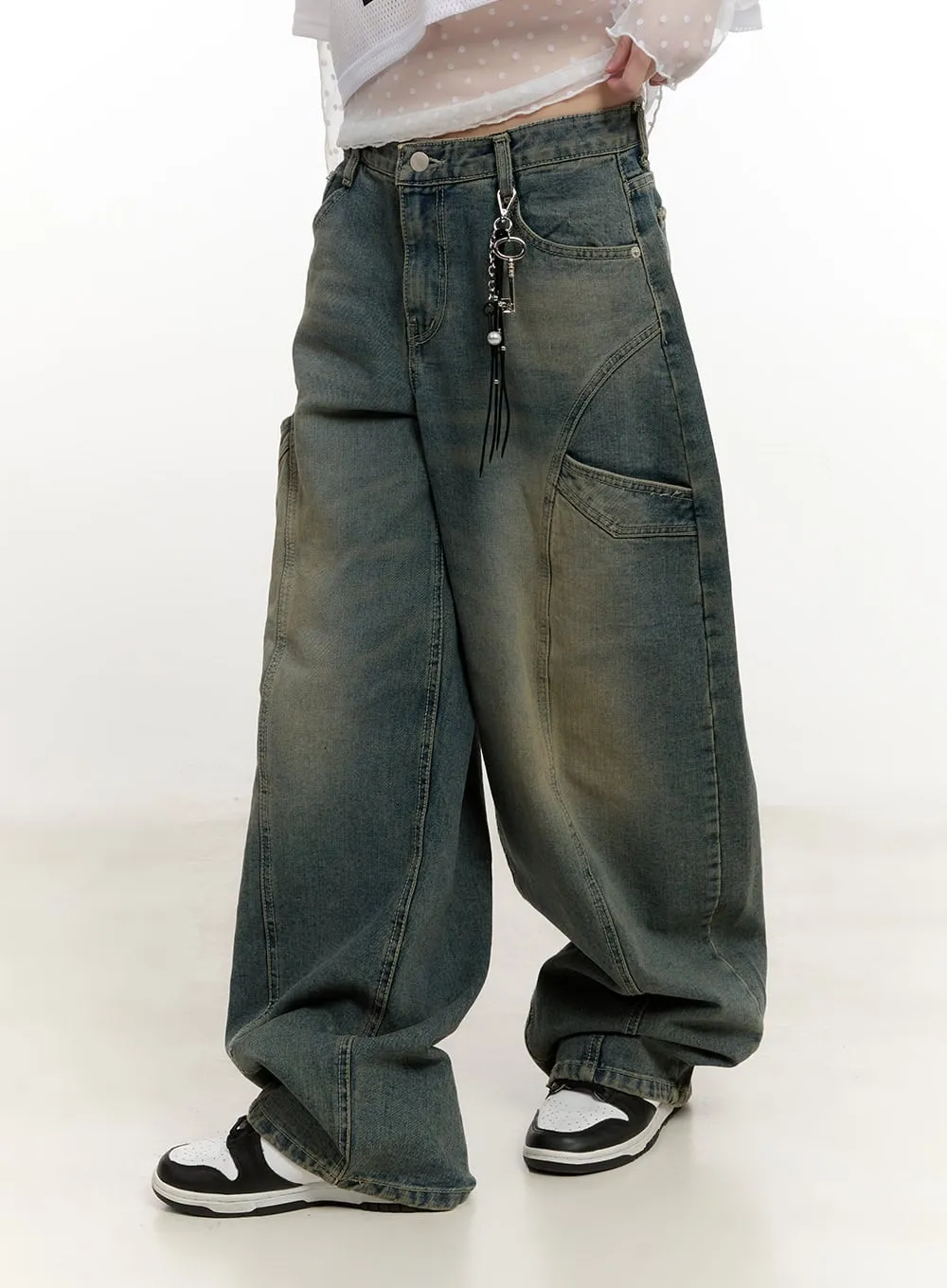 Gabby Stitched Pockets Baggy Jeans CM513