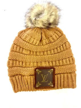 Rust Beanie with brown patch antique hardware